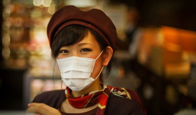 日本年轻人流行戴口罩被指害怕展示真实自我