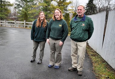 �и�����԰�ڲ���ŮӤ�������פ��Χ�ۣ�ͼ��