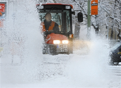 北半球近期经历严寒多国连遭暴雪袭击(图)