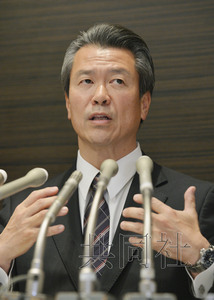 日本前国土交通相将参加民主党党首竞选(图)