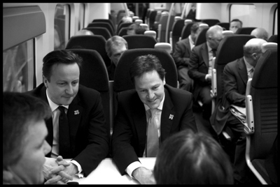 Ӣ����ͨ����ÿ��ר�������˷ѹ��������ڲ���