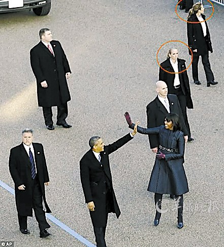 ������ͳ��ְ����һ�����°������߶���Ů�ع�