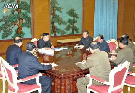 金正恩主持国家安全会议要求采取措施应对制裁