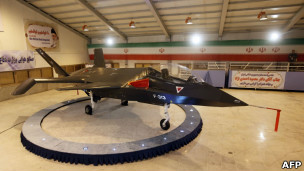 伊朗公开新型自制“隐形”战斗机称不寻求扩张
