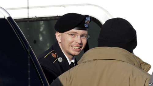 涉嫌向“维基解密”泄密美国士兵承认部分罪行