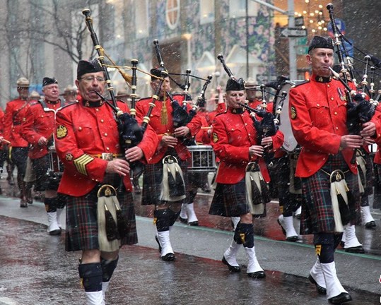 ����������ףʥ������˽������������У���ͼ��