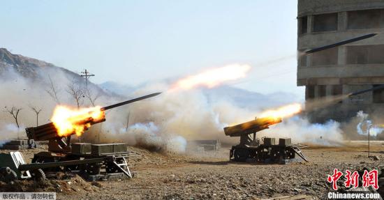 朝媒称金正恩指导无人机和自行高射火箭训练