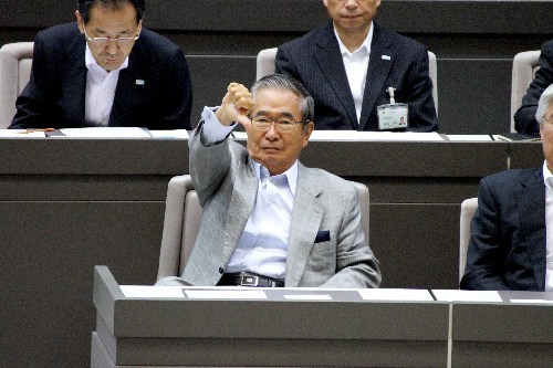 日媒:“暴走老头”石原慎太郎盯上副首相位置