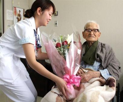 世界最高龄老人满116岁25个曾孙11个玄孙(图)