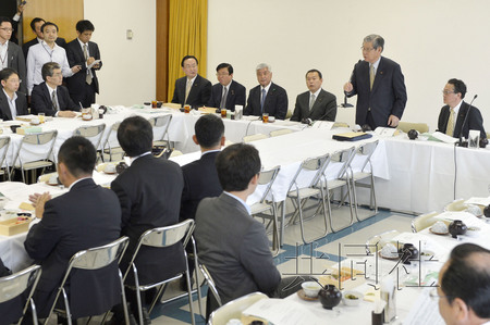 日本自民党内多数意见赞同先行修改宪法第96条