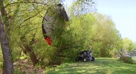 美国公司造“飞车”降落失败在加拿大坠毁(图)