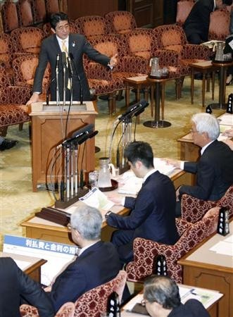 安倍拟用“安倍经济学”战略发起参院选举攻势