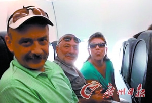 美六名乘客被赶下飞机空姐称其说俄语令人不安