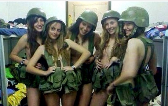 以色列4名女兵网上贴内衣照将遭惩戒(图)