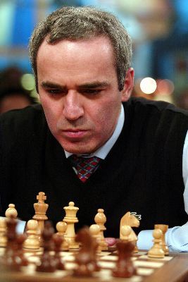俄国际象棋大师担心遭俄迫害将移民美国(图)
