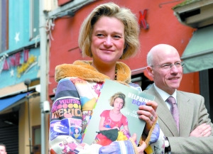 ����ʱ���������Զ���λ����˽��Ů�¼��йأ�ͼ����2��