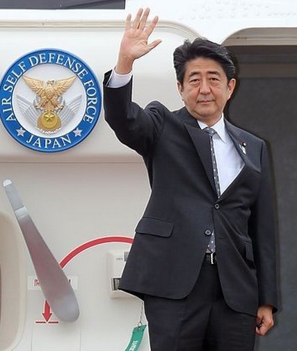 安倍启程出访东南亚三国刻意不提南海问题?