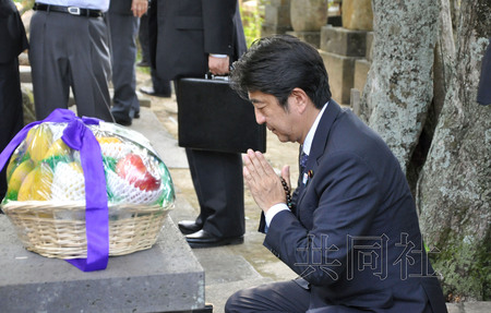 安倍参拜松阴神社表达执政决心或针对增税事宜