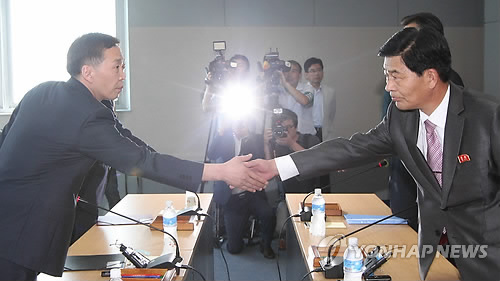 韩朝举行第七轮工作会谈韩方称将竭尽全力(图)