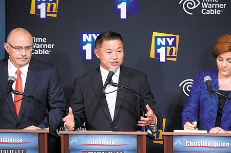 首个参选纽约市长华裔刘醇逸:和选举死磕到底