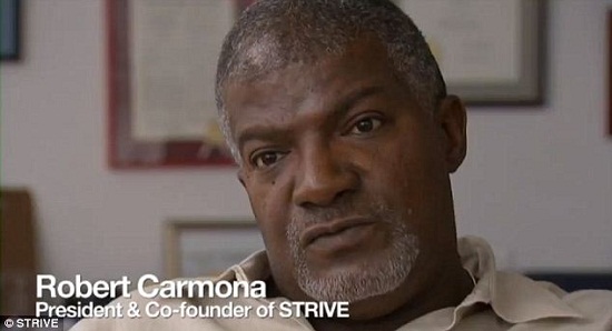 黑人老板骂员工“黑鬼”被判歧视赔25万美元