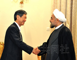 安倍特使会见伊朗总统愿意为美伊会谈提供帮助