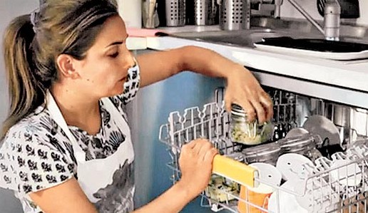 �����Ů��ʦ��ϴ������˿ɱ�ϴ���ӱ�����ʳ