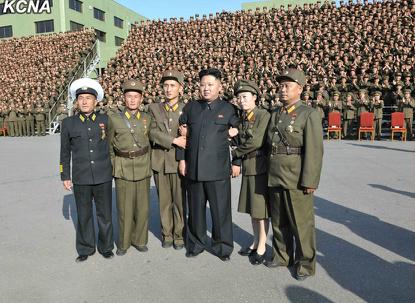金正恩观看军人表演吁做具高度文化素养革命家