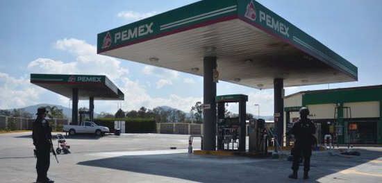 墨西哥米却肯州供电设施遭袭致42万人家中停电