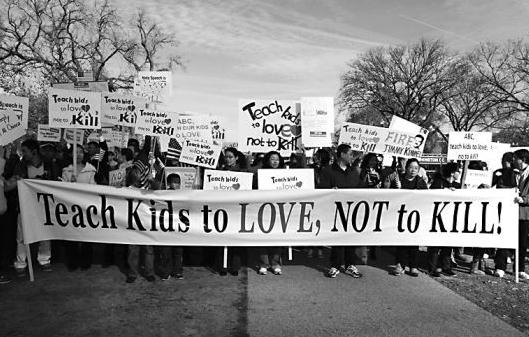 美国27城华人抗议辱华节目美主流媒体普遍失声