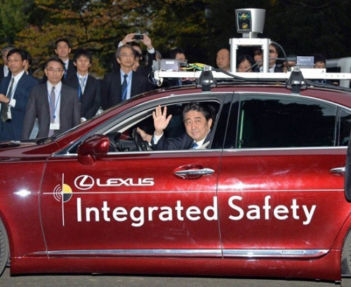 安倍称日本汽车自动驾驶技术世界第一遭网民吐槽