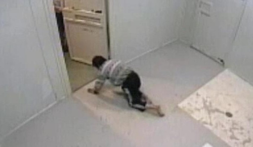 中国男子在澳被关押期间死亡死前照片公布(图)