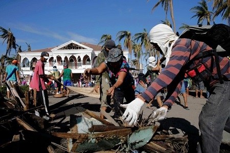 菲台风遇难者遗体搜寻仍在进行新发现数量减少