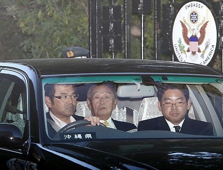 美驻日大使与冲绳知事会谈望取得县内搬迁理解