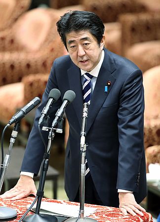 安倍呼吁齐心尽力成立秘保法案消除民众不安
