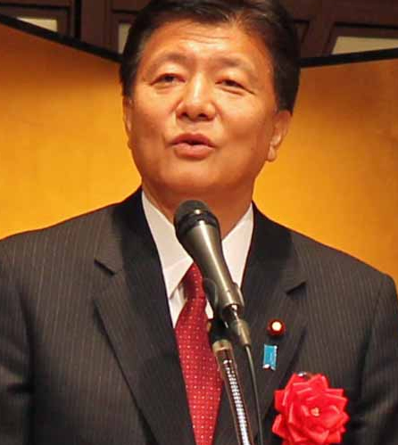 安倍任命总务相出任战略担当相明年初选定区域