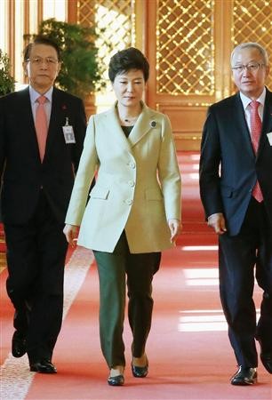 日媒评朴槿惠上任一年叹日韩首脑会谈仍无望