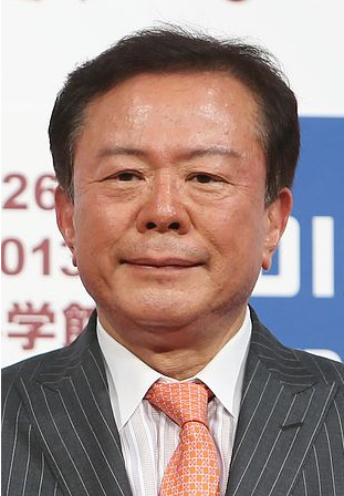 东京都知事因收受5000万日元政治献金宣布辞职