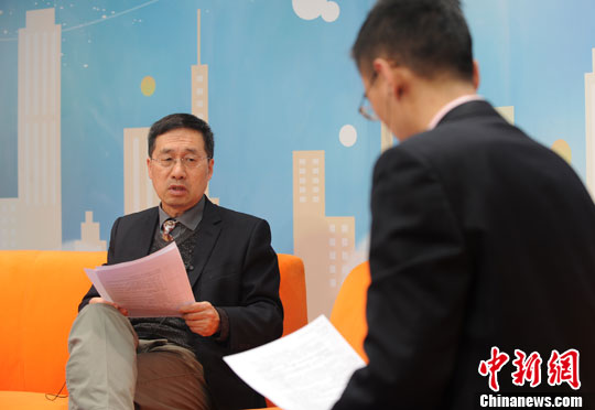 专家:安倍难破和平宪法限制将着眼集体自卫权