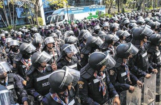 泰国大选部署20万警察维安民众或拒出门投票