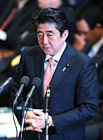 安倍称将倾尽全力在任期内解决日俄争议领土问题