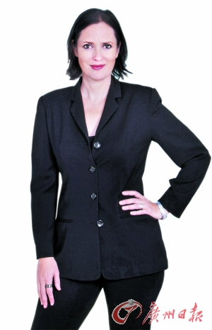 女子办全球第一所“红娘”学校撮合100对情人