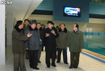 朝总理考察体育村改建吁适应建设体育强国要求