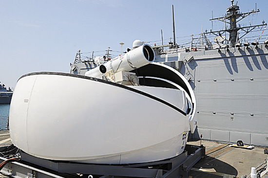 美海军将部署激光武器准备海上“星球大战”