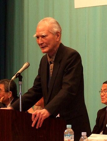 村山富市:安倍政权解禁集体自卫权系无视国民