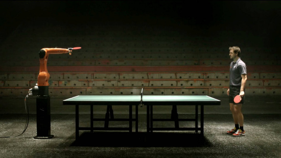 德国乒乓球名将与机器人对阵苦战险胜对手（图）