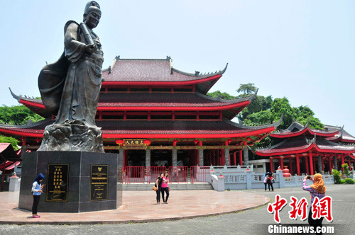 三宝垄——弥漫着中华文化韵味的港口古城