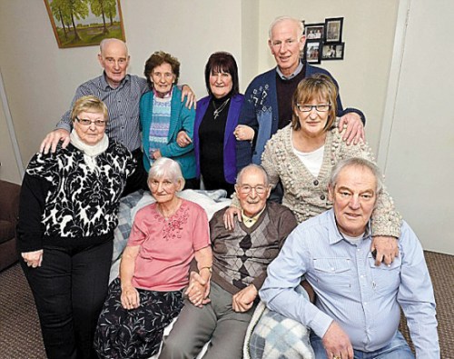 英最老家庭创世界纪录兄弟姐妹年龄共计828岁