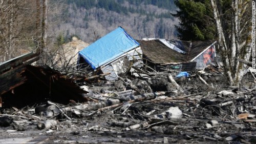 美国西北部泥石流致8人死亡废墟深度近5米(图)