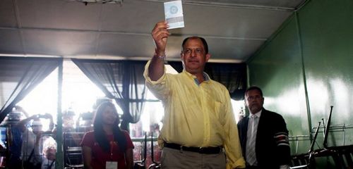 索利斯当选哥斯达黎加新一任总统获77.69%选票